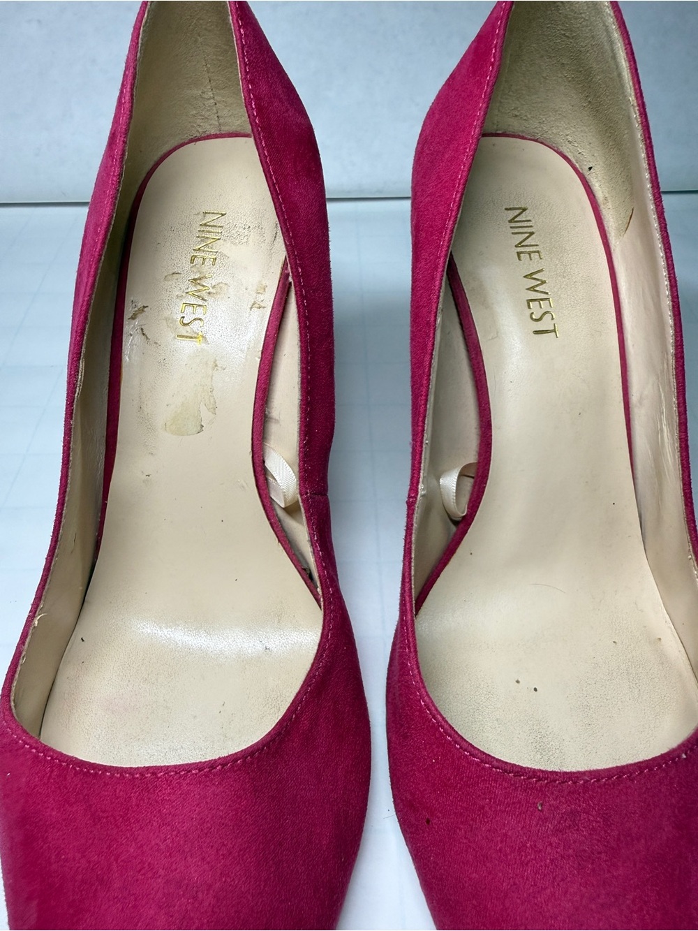 Nine West Women's Fuchsia Pointed-Toe Suede Pumps - Picture 3 of 3